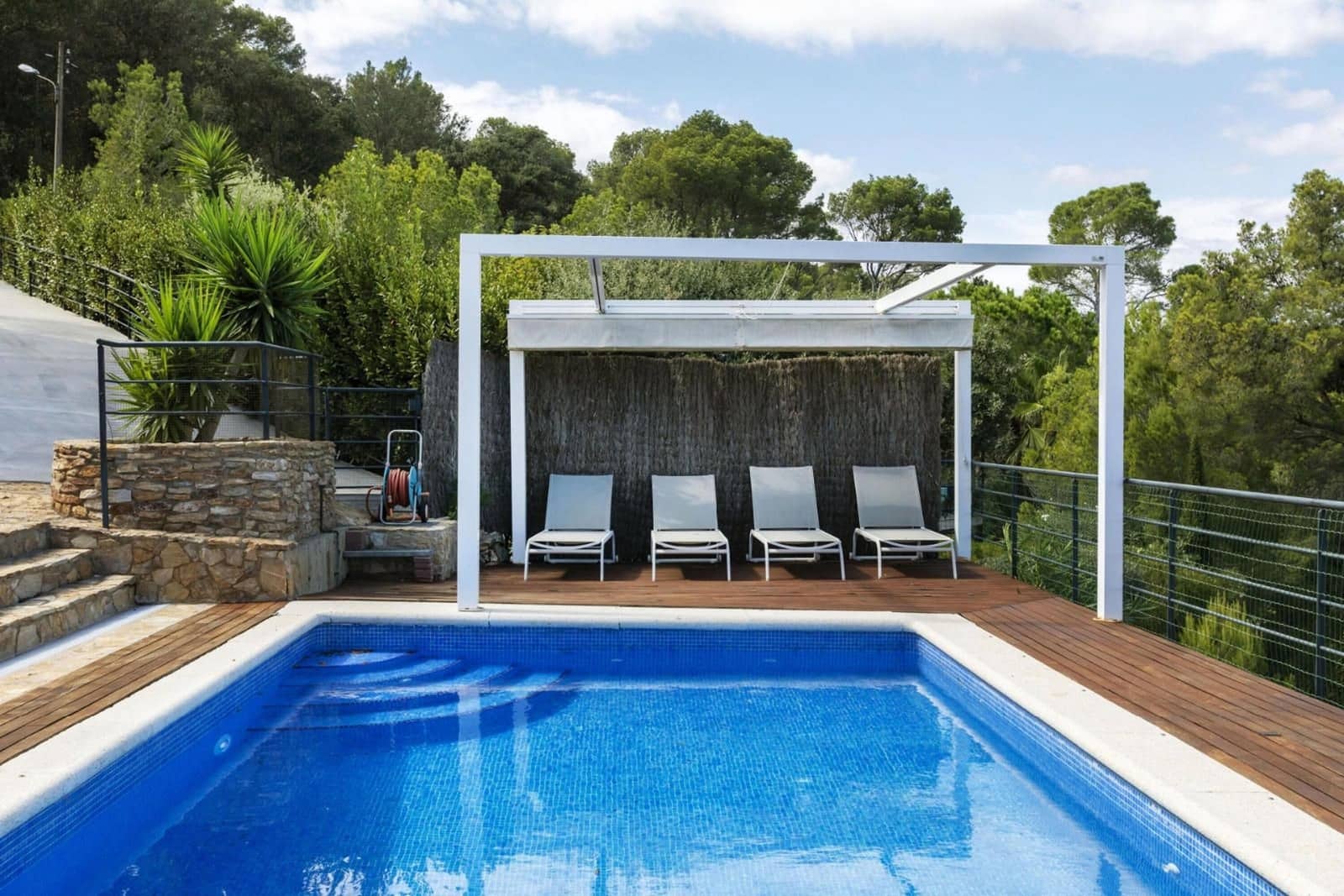 Villa til salg i Tamariu med swimmingpool garage - € 1.300.000 (Ref: 9093373)