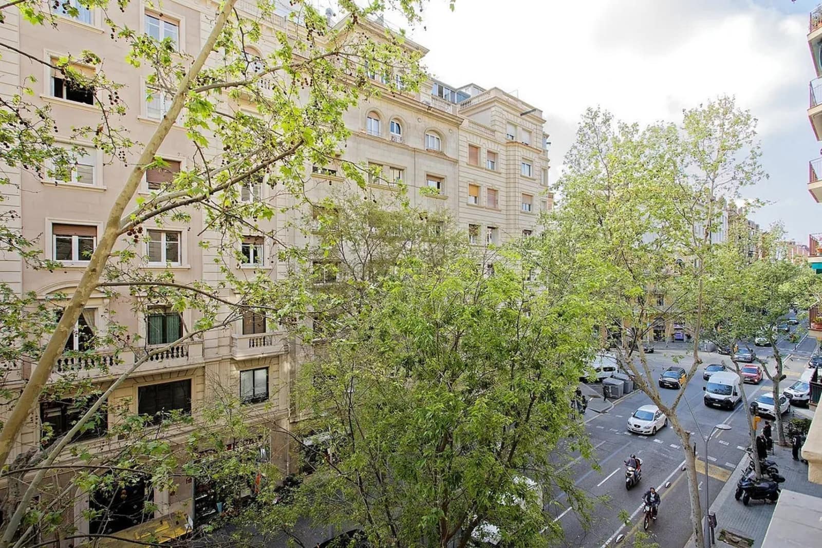 5 soverom Leilighet til salgs i Barcelona by - € 795 000 (Ref: 9097045)