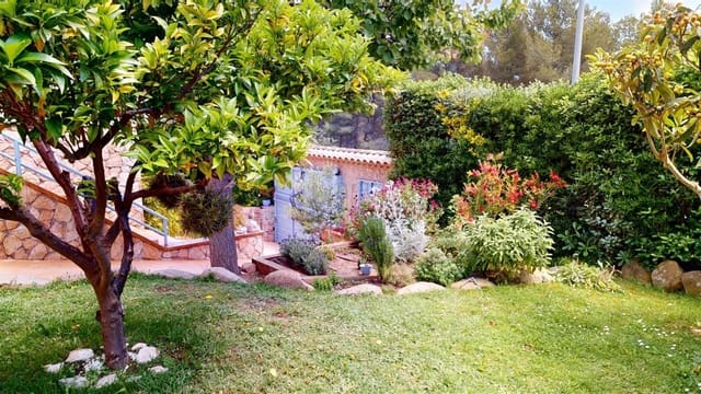 5 soverom Villa til salgs i Barcelona by med garasje - € 1 100 000 (Ref: 9097649)