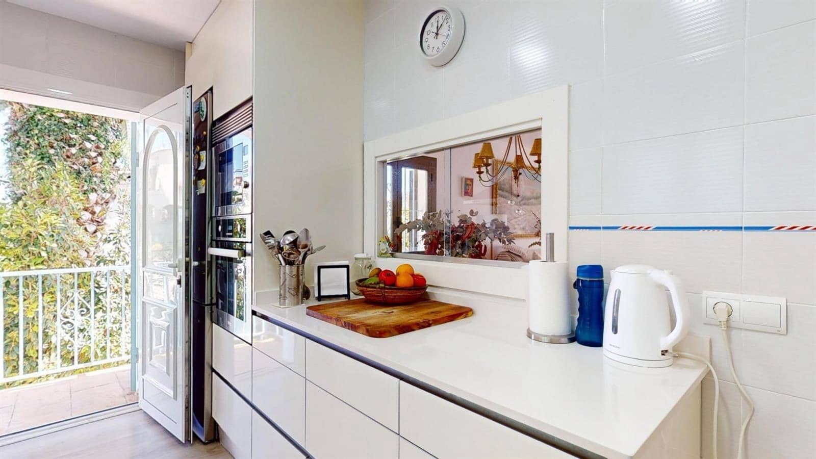 5 slaapkamer Villa te koop in Barcelona stad met garage - € 1.100.000 (Ref: 9097649)