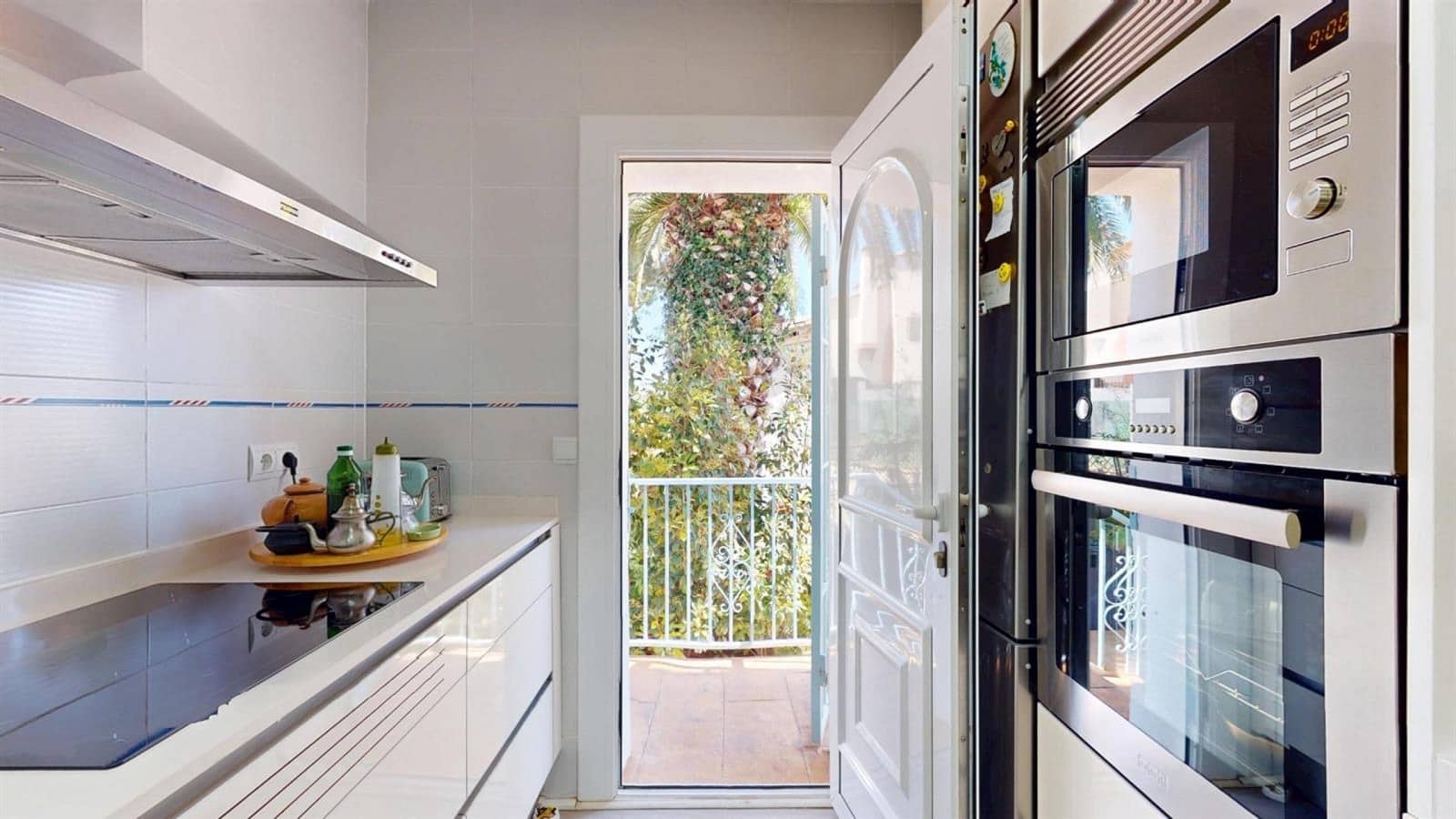 5 slaapkamer Villa te koop in Barcelona stad met garage - € 1.100.000 (Ref: 9097649)