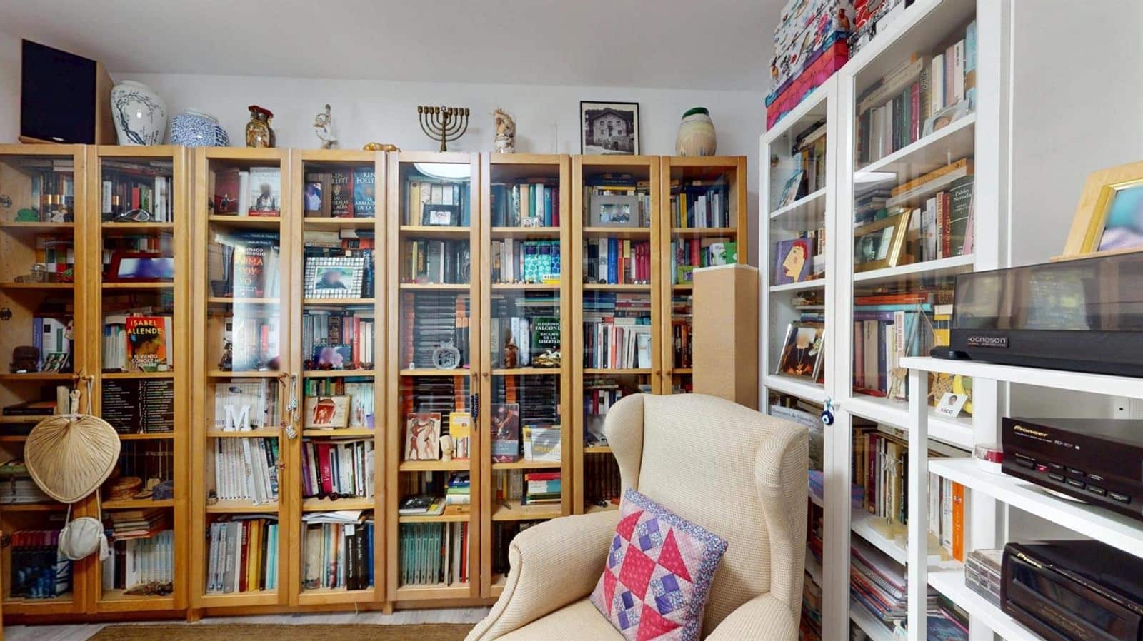 5 slaapkamer Villa te koop in Barcelona stad met garage - € 1.100.000 (Ref: 9097649)