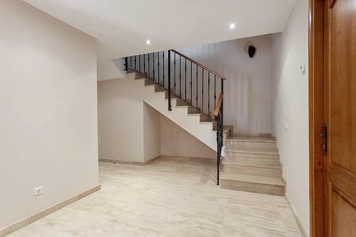 6 soveværelse Villa til salg i Lloret de Mar med garage - € 2.800.000 (Ref: 9097651)