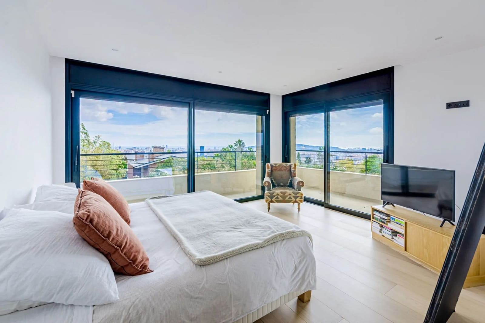 5 sypialnia Willa na sprzedaż w Miasto Barcelona z basenem garażem - 9 950 000 € (Ref: 9099420)