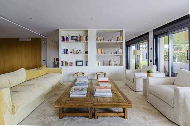 5 soverom Villa til salgs i Barcelona by med svømmebasseng garasje - € 9 950 000 (Ref: 9099420)