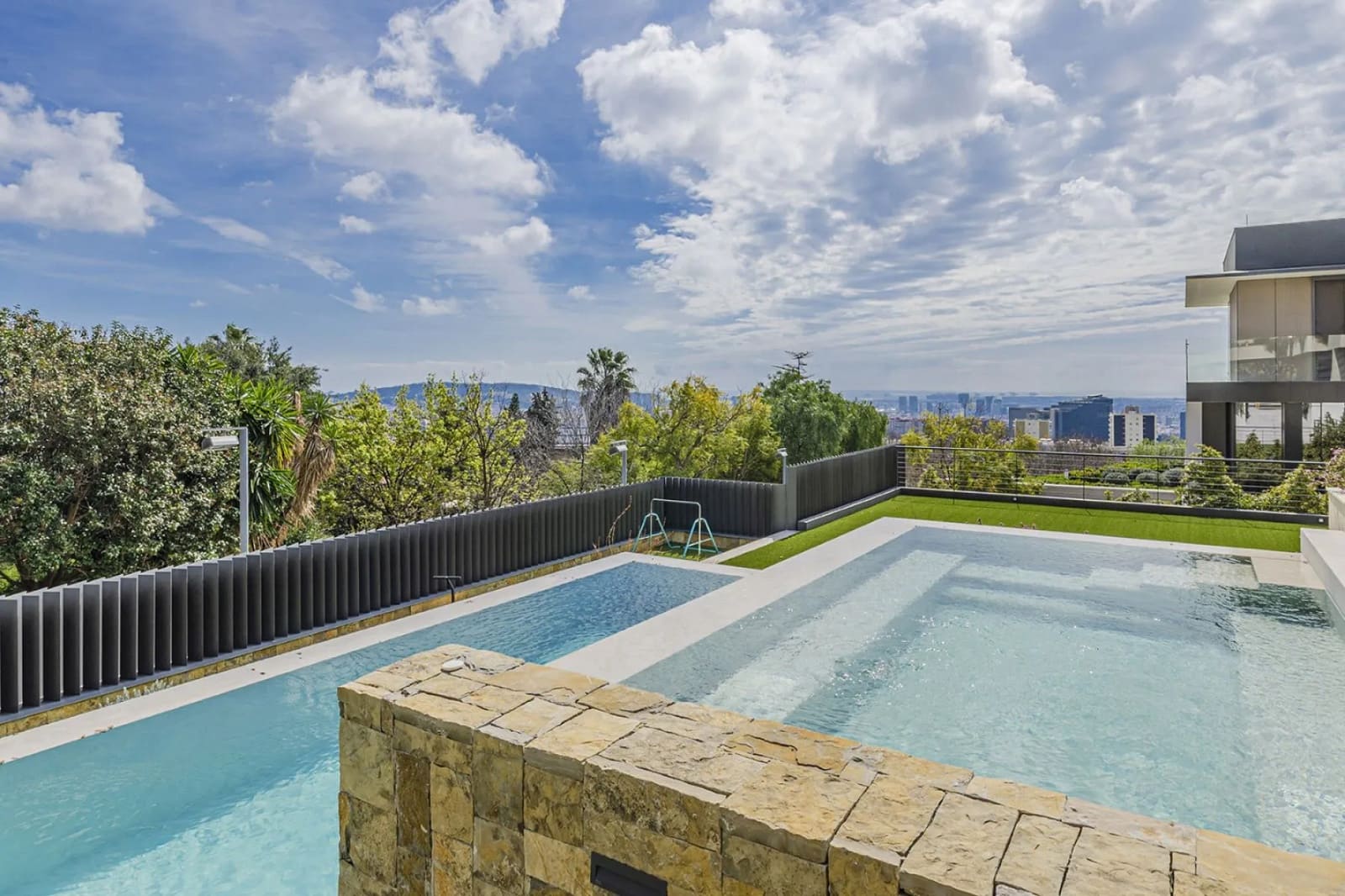 5 sypialnia Willa na sprzedaż w Miasto Barcelona z basenem garażem - 9 950 000 € (Ref: 9099420)