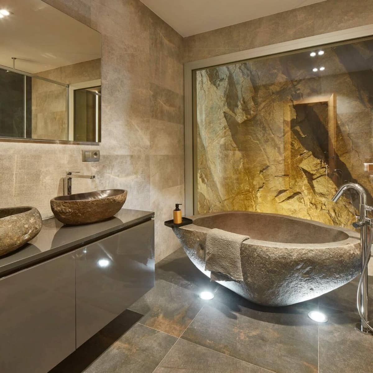 6 soverom Villa til salgs i Barcelona by med svømmebasseng garasje - € 2 200 000 (Ref: 9099851)