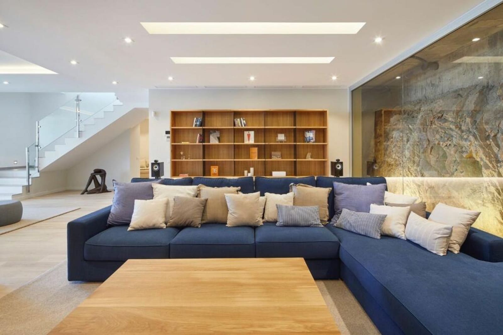 6 soverom Villa til salgs i Barcelona by med svømmebasseng garasje - € 2 200 000 (Ref: 9099851)