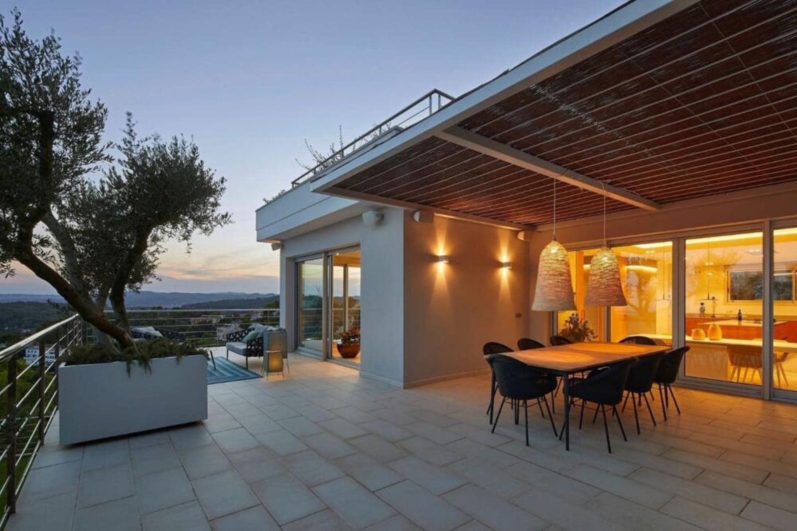 6 soverom Villa til salgs i Barcelona by med svømmebasseng garasje - € 2 200 000 (Ref: 9099851)