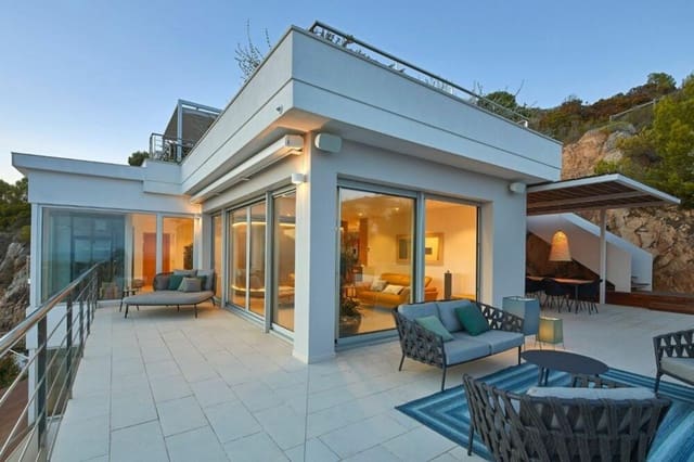 6 soverom Villa til salgs i Barcelona by med svømmebasseng garasje - € 2 200 000 (Ref: 9099851)