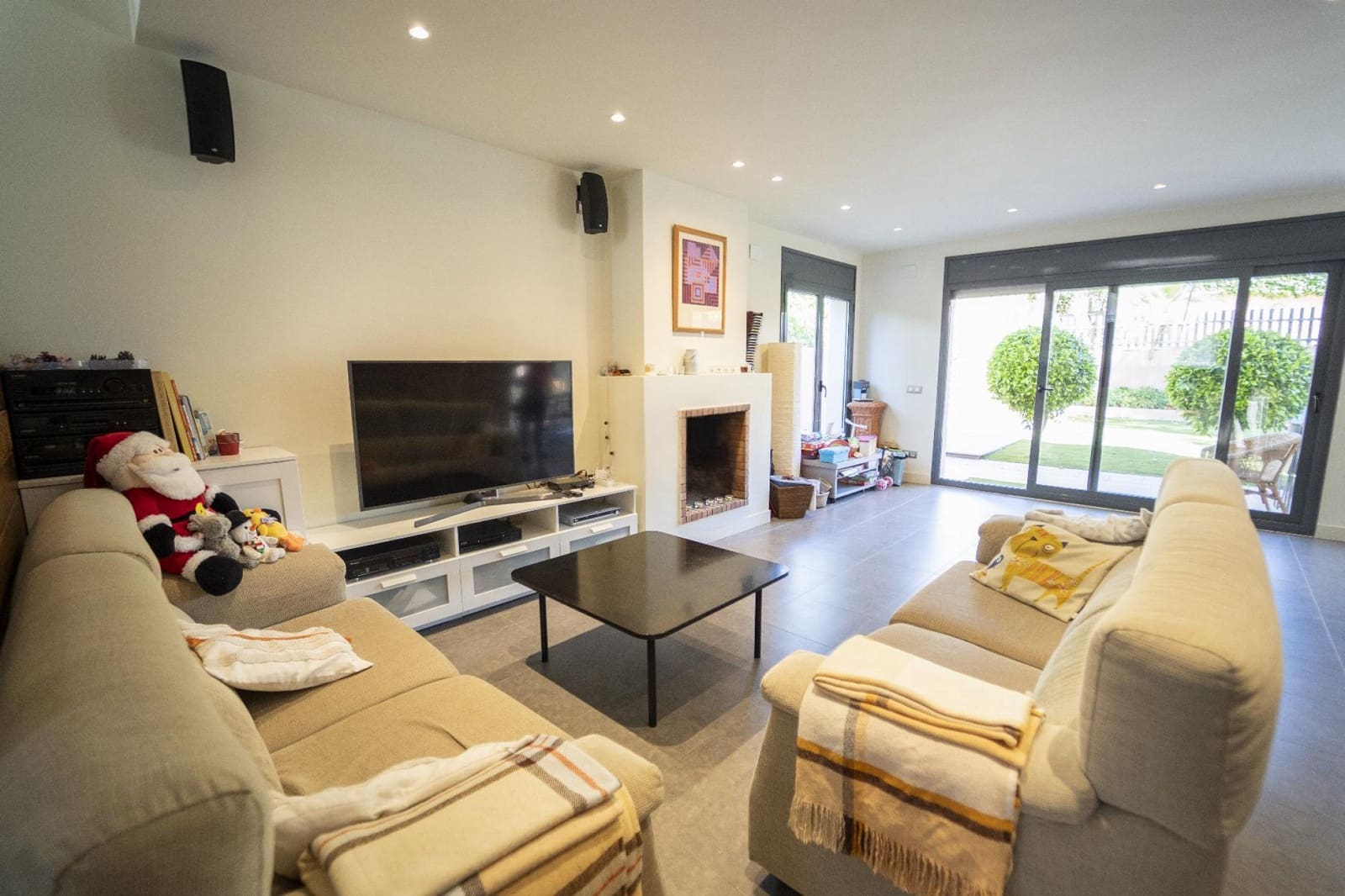 4 soveværelse Villa til salg i Coma-Ruga med swimmingpool garage - € 465.000 (Ref: 9101048)