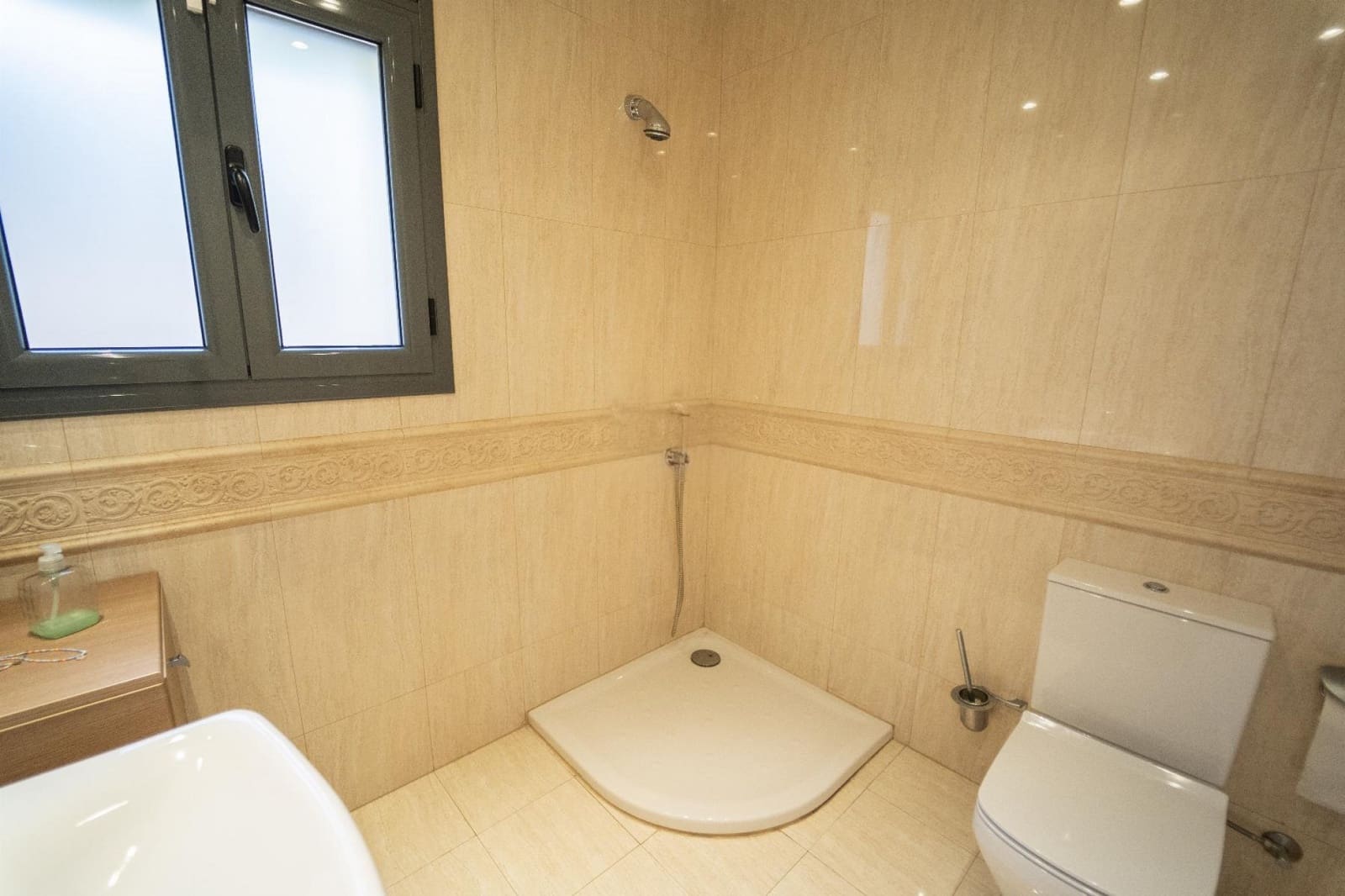 4 soveværelse Villa til salg i Coma-Ruga med swimmingpool garage - € 465.000 (Ref: 9101048)