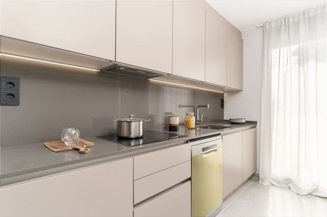 4 camera da letto Appartamento in vendita in Barcelona città con piscina garage - 698.000 € (Rif: 9101105)