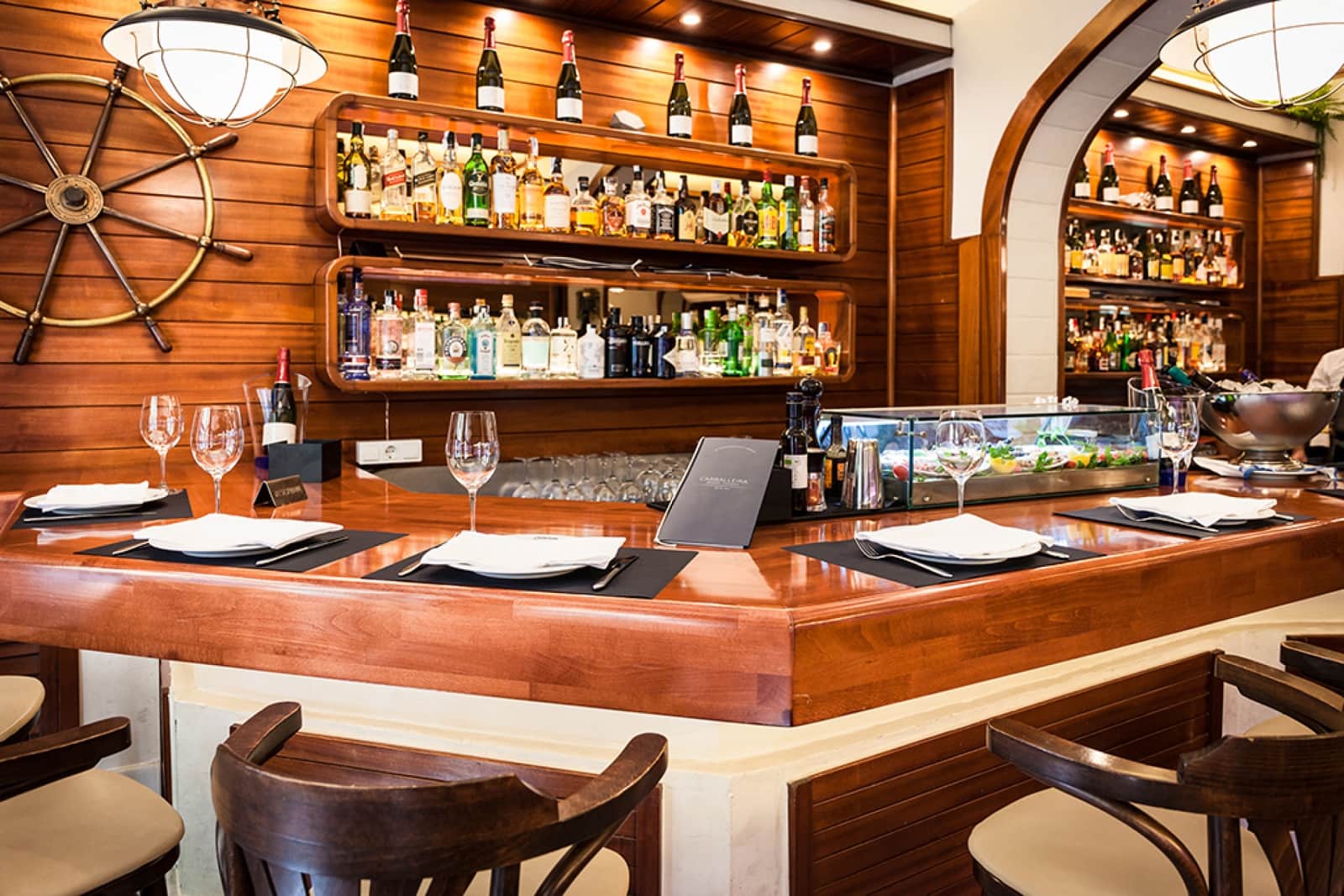 Erhverv til salg i Barcelona by - € 1.200.000 (Ref: 9101308)