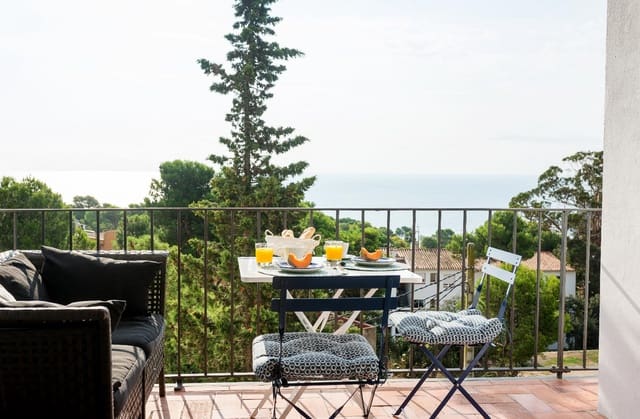 1 soveværelse Strandlejlighed til salg i Calella de Palafrugell, Palafrugell - € 359.500 (Ref: 9101332)