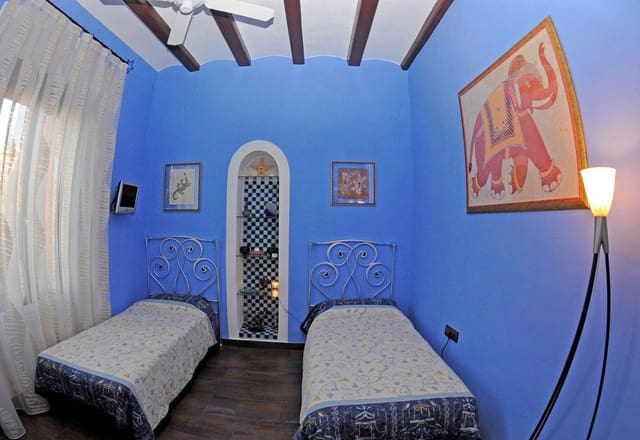 Villa zu verkaufen in Palafrugell mit Pool Garage - 795.000 € (Ref: 9101626)