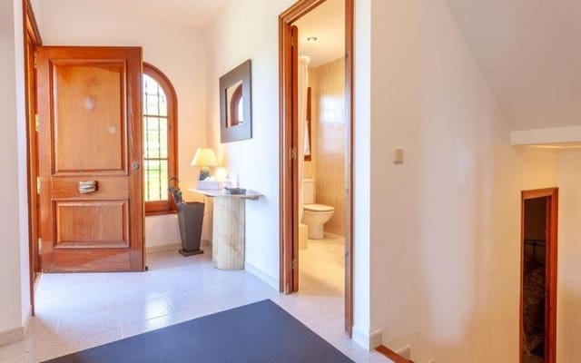 5 bedroom Villa for sale in Tamariu, Palafrugell with pool garage - € 1,200,000 (Ref: 9101710)