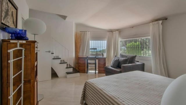 Villa te koop in Sant Andreu de Llavaneres met zwembad garage - € 1.950.000 (Ref: 9103159)