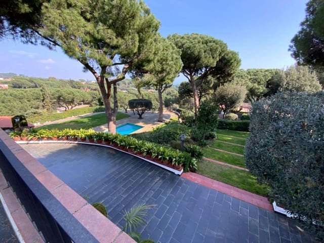 Villa te koop in Sant Andreu de Llavaneres met zwembad garage - € 1.950.000 (Ref: 9103159)