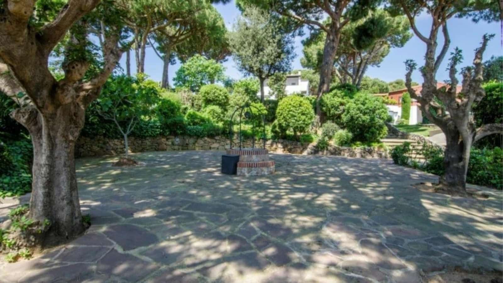 Villa te koop in Sant Andreu de Llavaneres met zwembad garage - € 1.950.000 (Ref: 9103159)