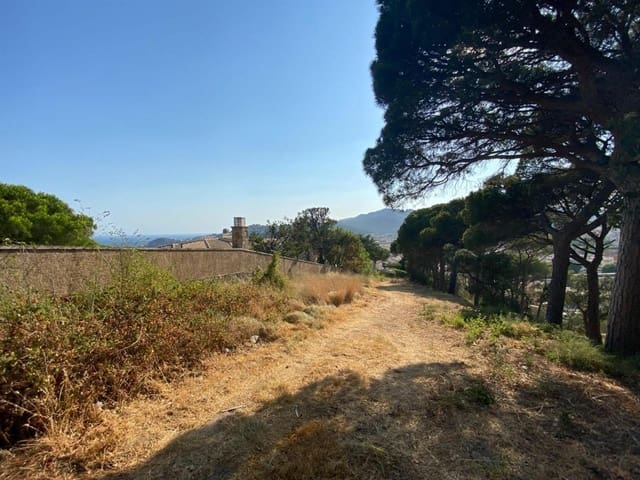 Building Plot for sale in Sant Feliu de Guíxols - € 440,000 (Ref: 9108103)