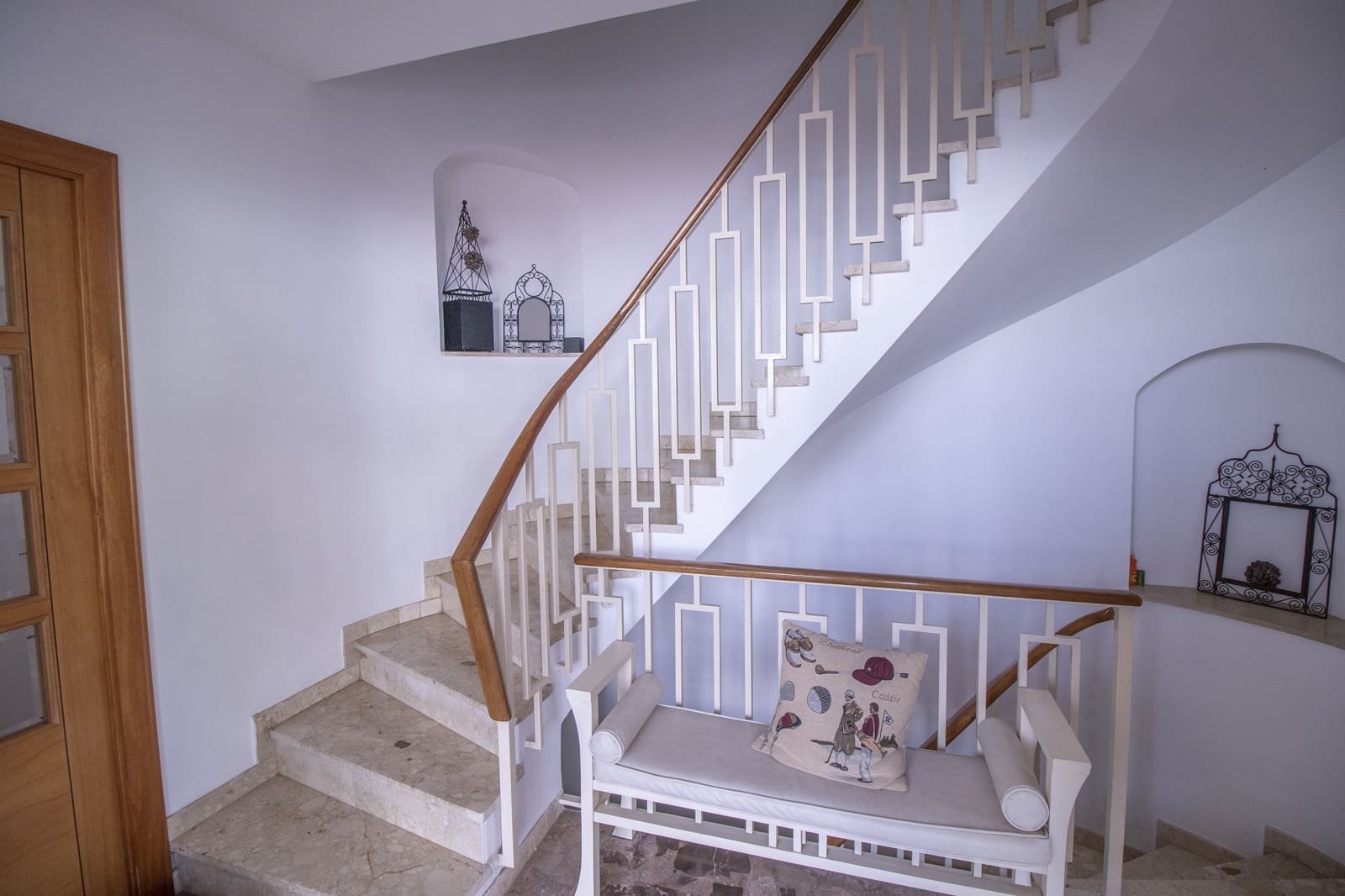 8 soverom Villa til salgs i Coma-Ruga med svømmebasseng garasje - € 1 300 000 (Ref: 9108203)