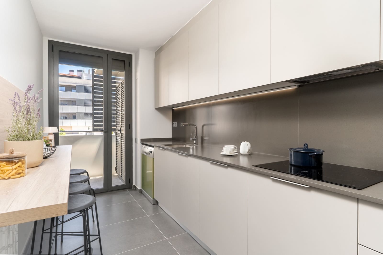 3 sypialnia Apartament na sprzedaż w Granollers z basenem garażem - 416 000 € (Ref: 9109334)