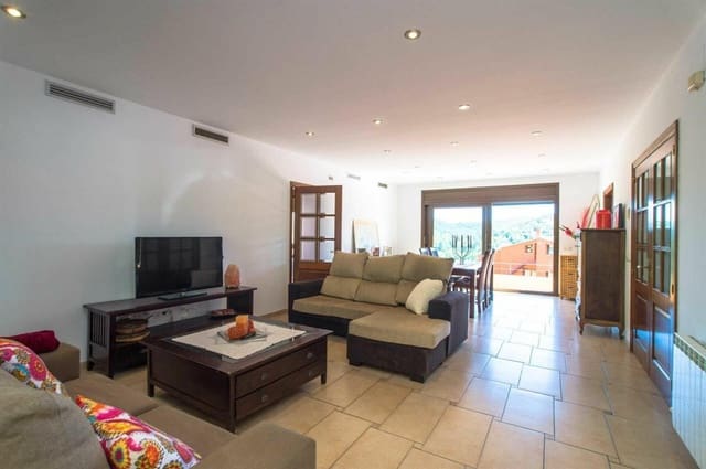 3 soveværelse Villa til salg i Begur med swimmingpool garage - € 580.000 (Ref: 9109783)