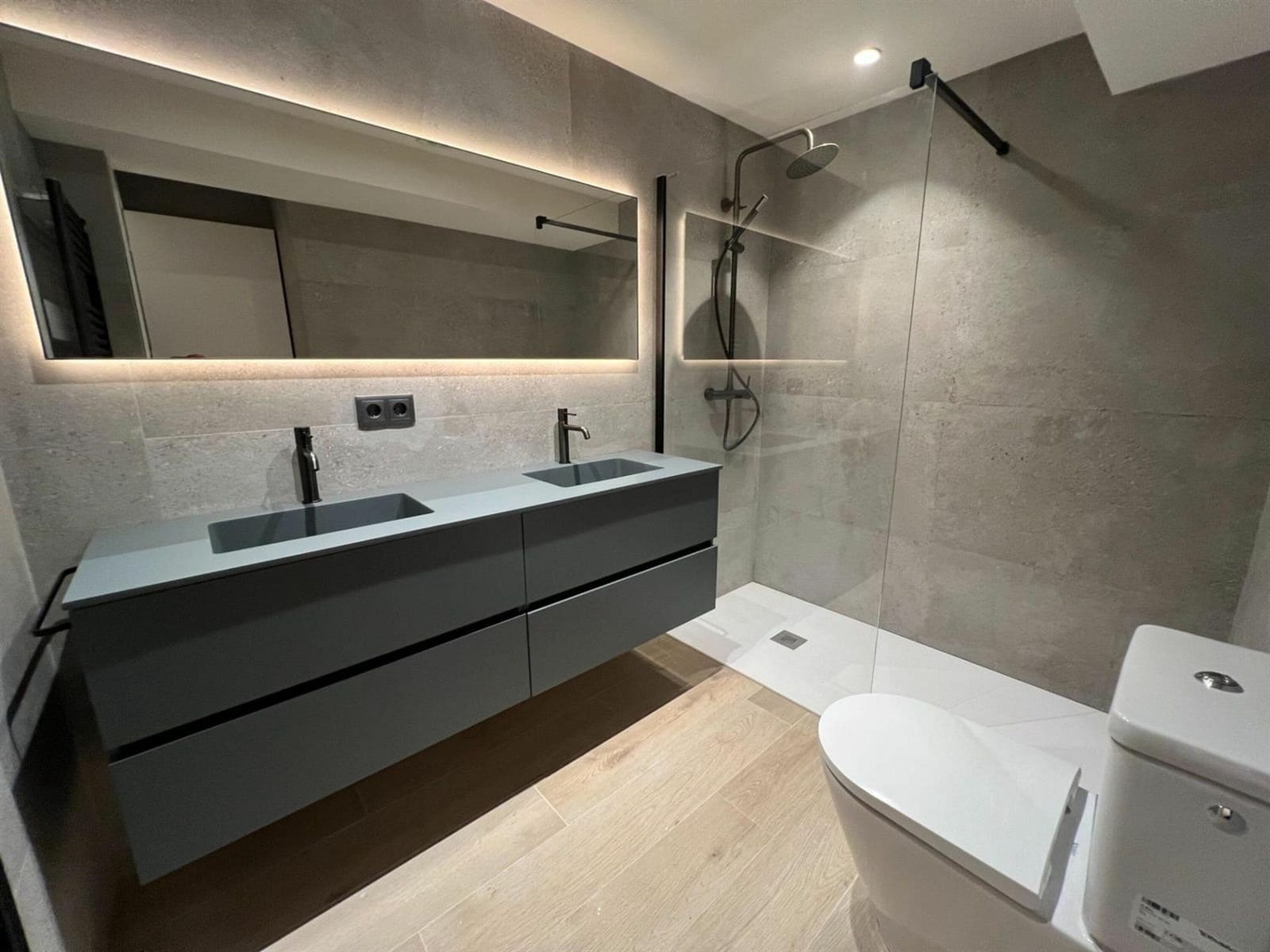 3 soveværelse Lejlighed til salg i Sant Feliu de Guixols - € 275.000 (Ref: 9109786)