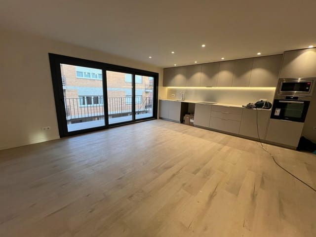 3 soveværelse Lejlighed til salg i Sant Feliu de Guíxols - € 275.000 (Ref: 9109786)