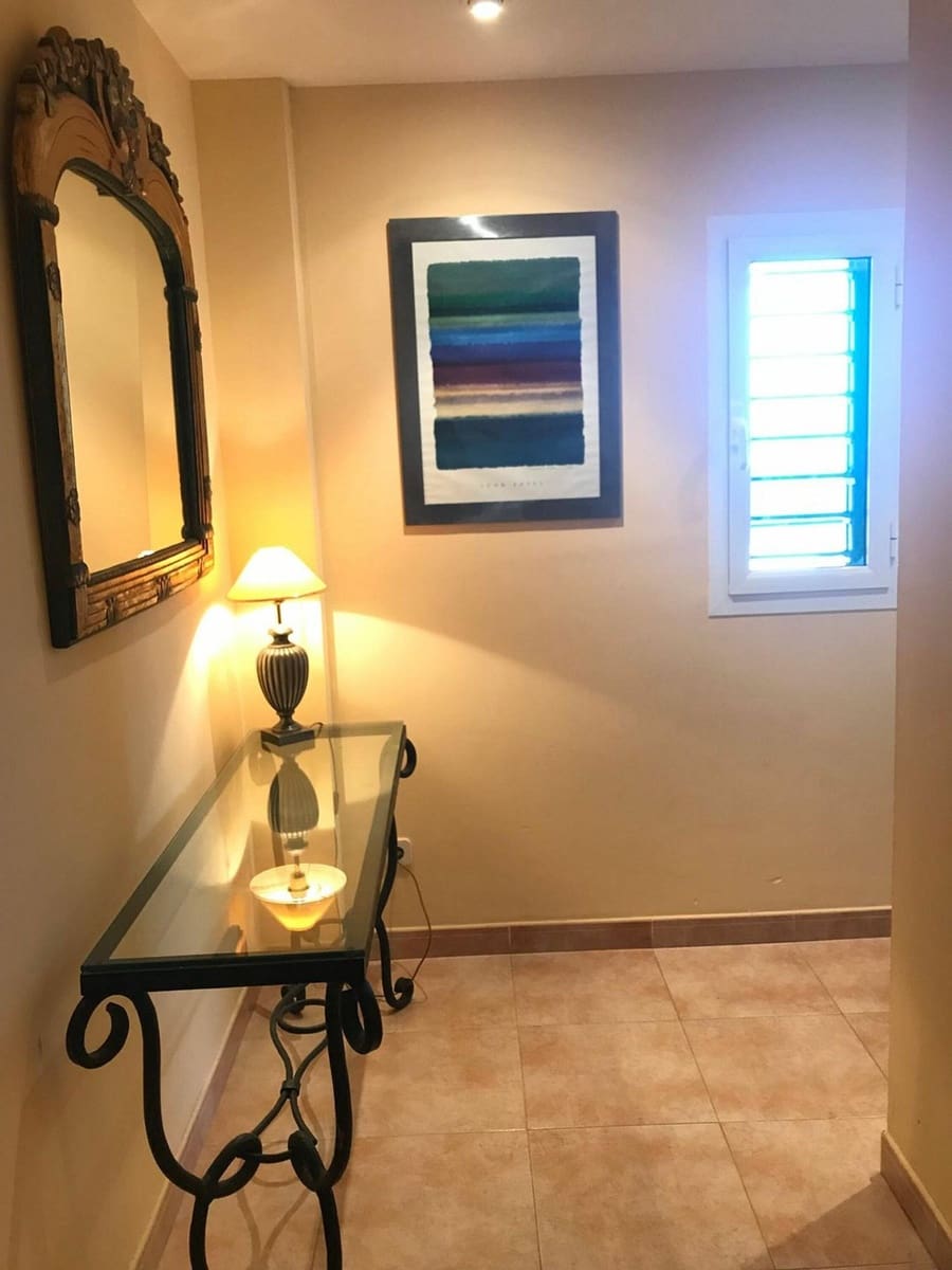 2 soveværelse Strandlejlighed til salg i Pals med swimmingpool garage - € 370.000 (Ref: 9115383)