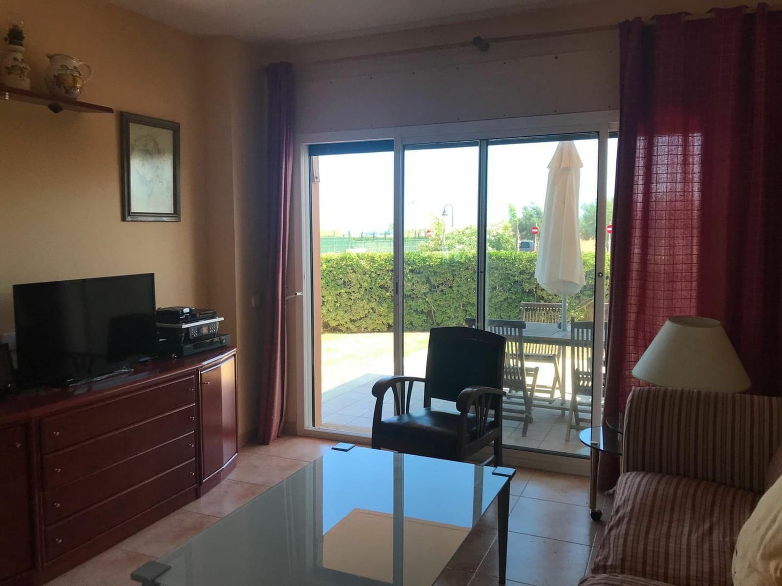 2 soveværelse Strandlejlighed til salg i Pals med swimmingpool garage - € 370.000 (Ref: 9115383)