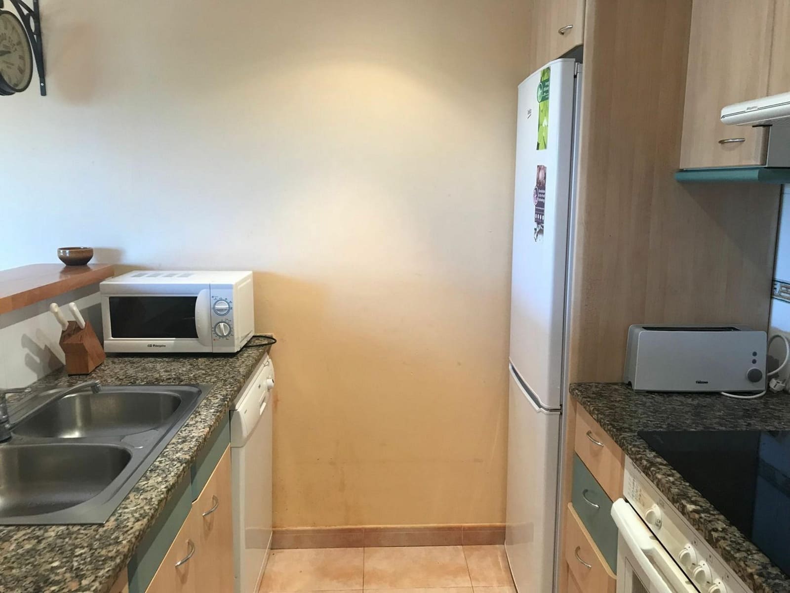 2 soveværelse Strandlejlighed til salg i Pals med swimmingpool garage - € 370.000 (Ref: 9115383)