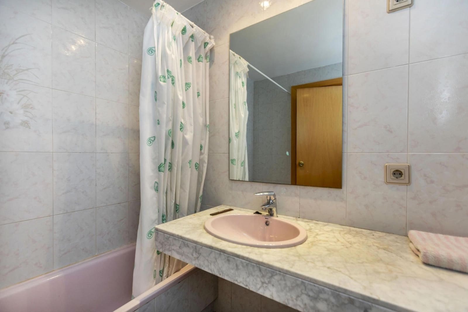 4 soveværelse Byhus til salg i Palamos med swimmingpool garage - € 385.000 (Ref: 9115404)