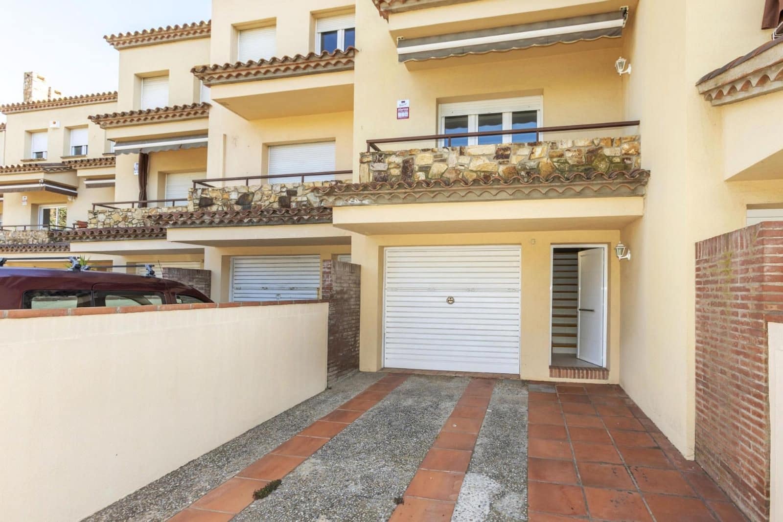 4 soveværelse Byhus til salg i Palamos med swimmingpool garage - € 385.000 (Ref: 9115404)