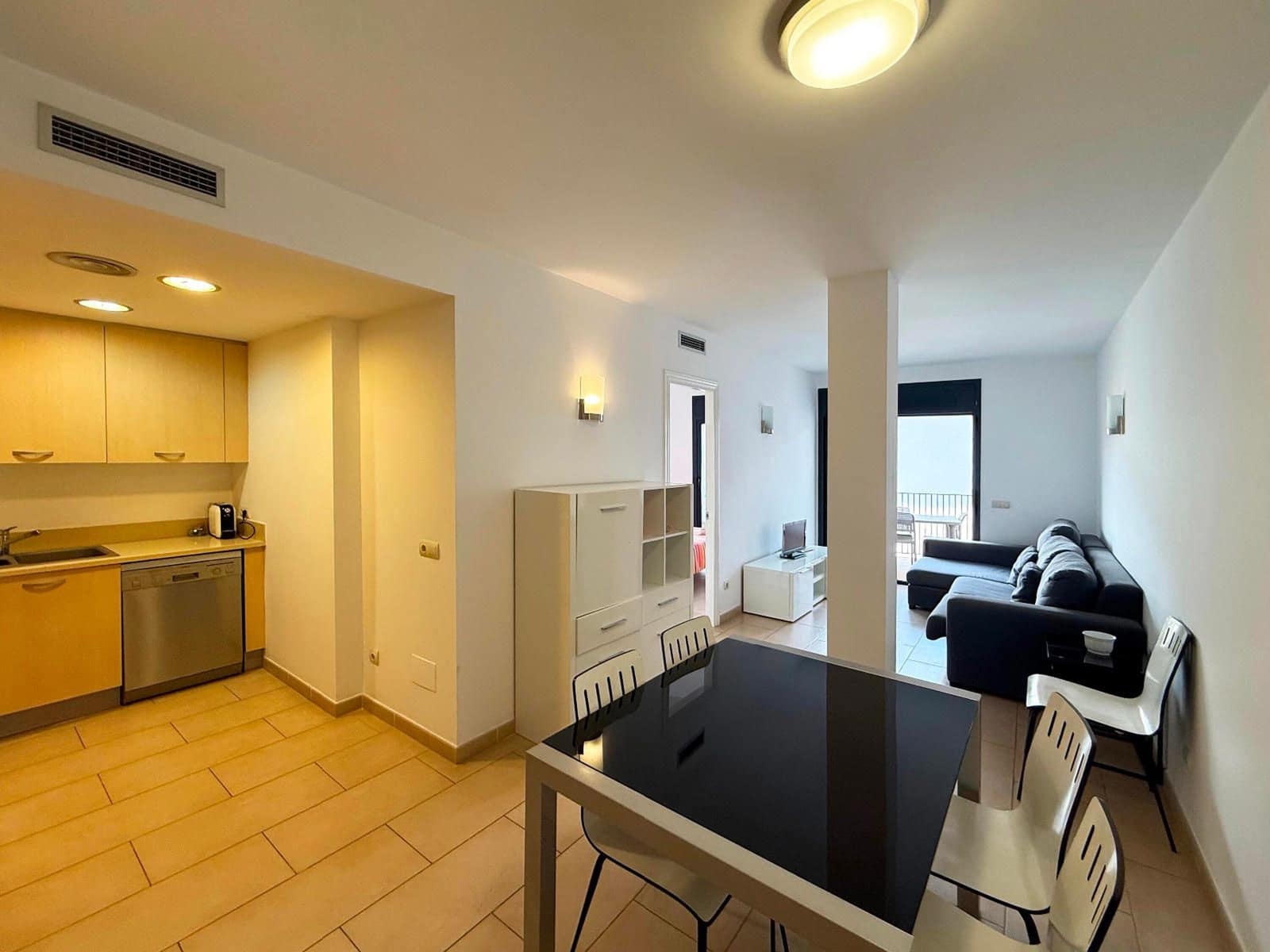 3 soveværelse Strandlejlighed til salg i Tamariu med garage - € 445.000 (Ref: 9115519)