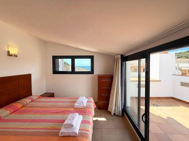 3 soverom Strandleiligheter til salgs i Tamariu, Palafrugell med garasje - € 445 000 (Ref: 9115519)