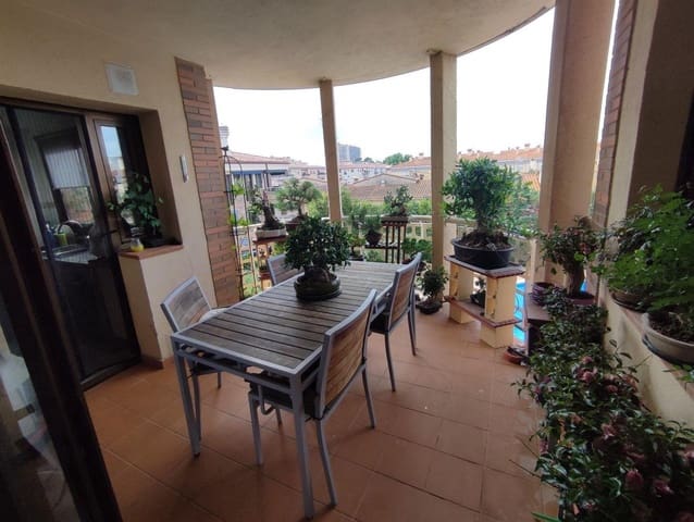 3 soveværelse Byhus til salg i Palamós med swimmingpool garage - € 425.000 (Ref: 9117078)