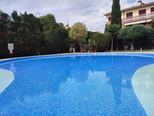 3 soveværelse Byhus til salg i Palamós med swimmingpool garage - € 425.000 (Ref: 9117078)