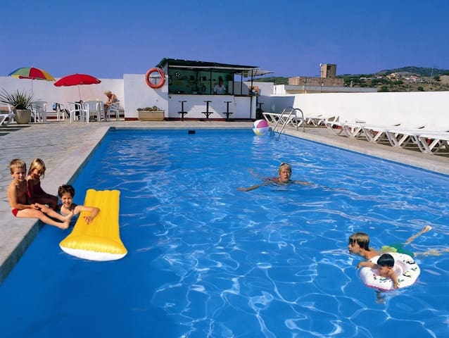 Hotel in vendita in Calella - 2.100.000 € (Rif: 9127489)