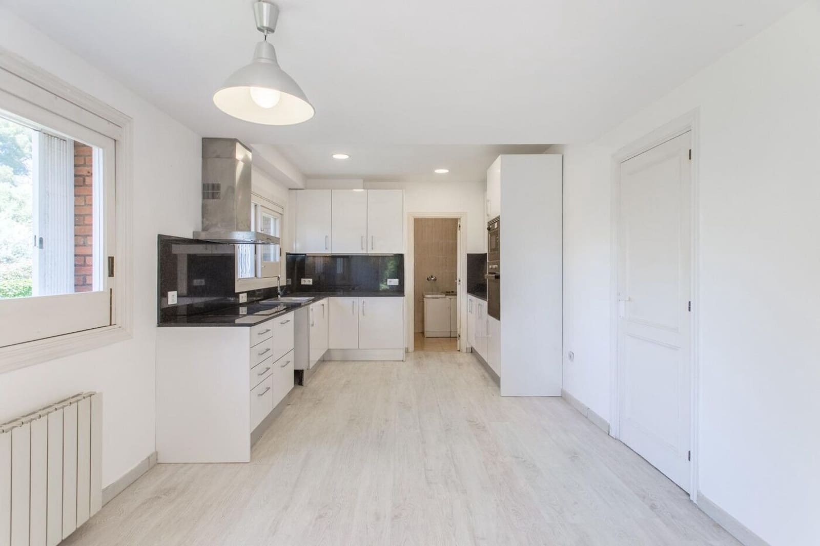 5 sypialnia Willa na sprzedaż w Sant Andreu de Llavaneres z basenem garażem - 795 000 € (Ref: 9143941)