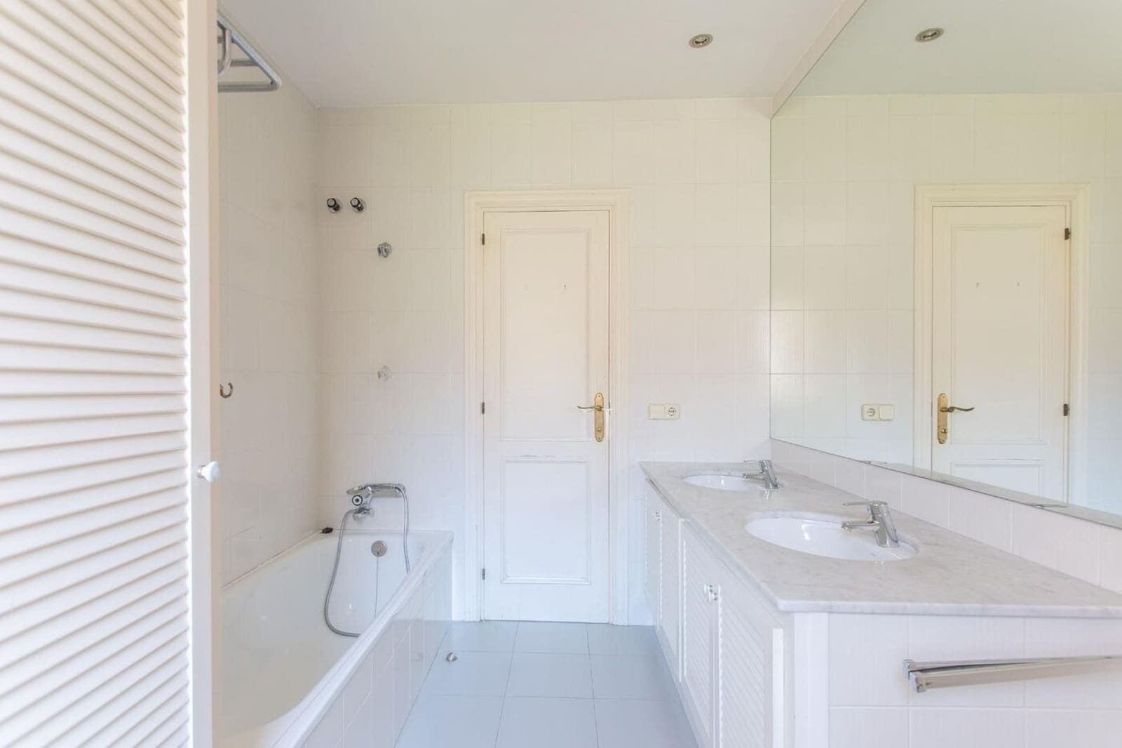 5 sypialnia Willa na sprzedaż w Sant Andreu de Llavaneres z basenem garażem - 795 000 € (Ref: 9143941)