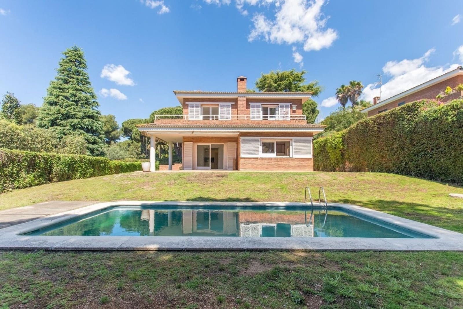 5 sypialnia Willa na sprzedaż w Sant Andreu de Llavaneres z basenem garażem - 795 000 € (Ref: 9143941)