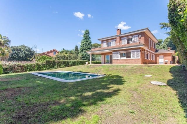 5 bedroom Villa for sale in Sant Andreu de Llavaneres with pool garage - € 795,000 (Ref: 9143941)