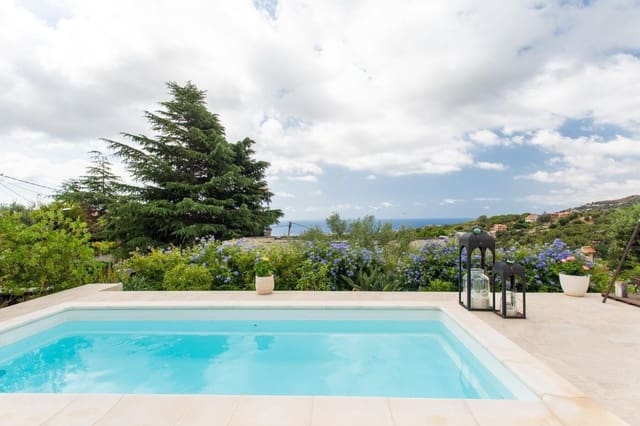 2 soverom Villa til salgs i Alella med svømmebasseng garasje - € 740 000 (Ref: 9144133)