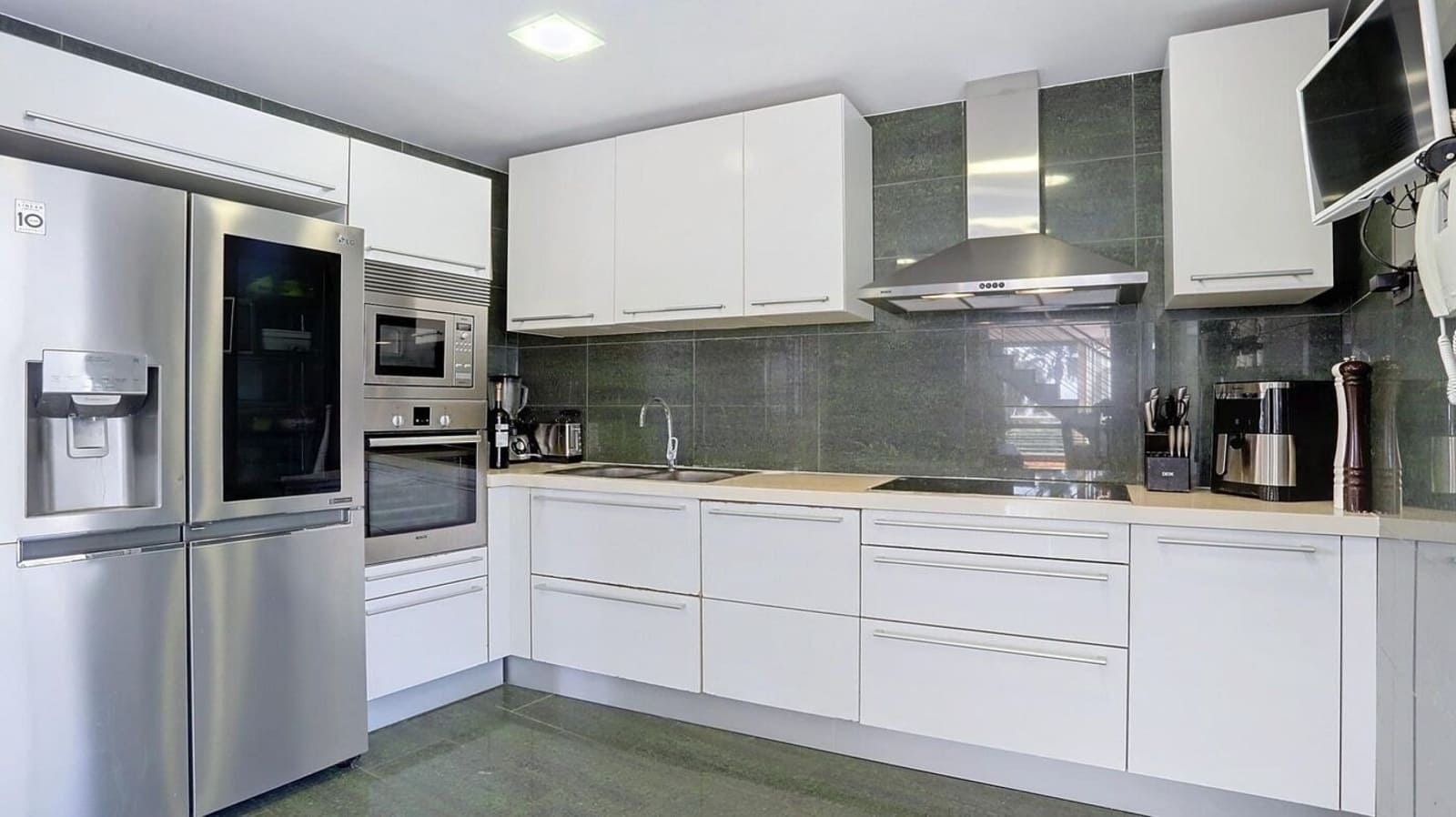 Villa til salg i Arenys de Mar med swimmingpool garage - € 1.000.000 (Ref: 9144306)