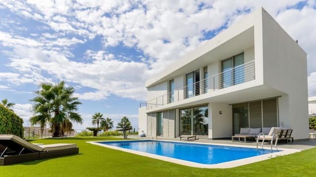 Villa for sale in Arenys de Mar with pool garage - € 1,000,000 (Ref: 9144306)