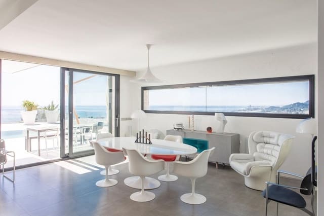 5 sypialnia Willa na sprzedaż w Sant Vicenç de Montalt z basenem garażem - 2 800 000 € (Ref: 9144314)