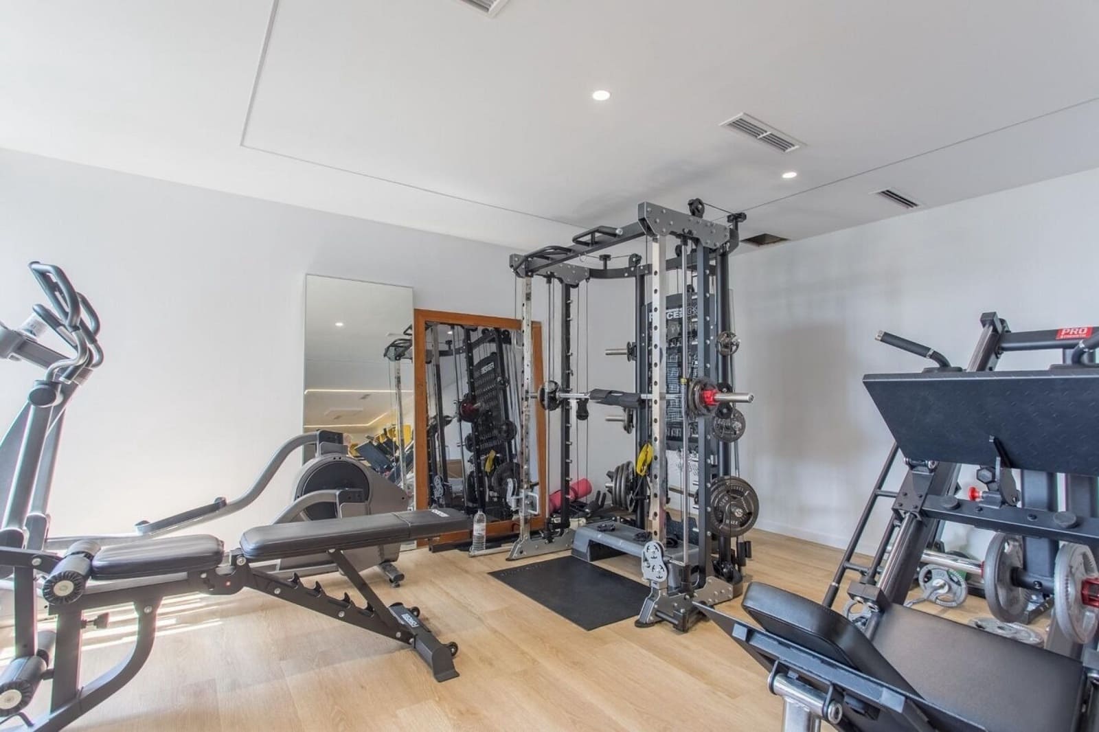 5 soveværelse Villa til salg i Sant Vicenc de Montalt med swimmingpool garage - € 2.800.000 (Ref: 9144314)