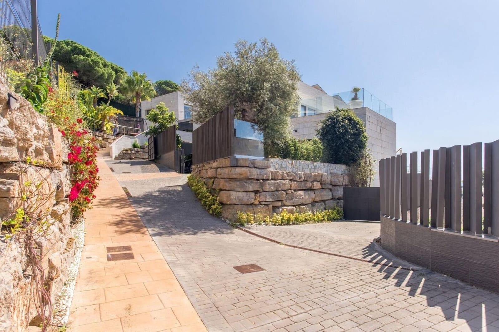 5 soveværelse Villa til salg i Sant Vicenc de Montalt med swimmingpool garage - € 2.800.000 (Ref: 9144314)